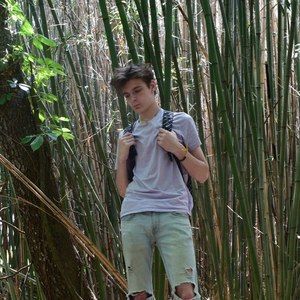 Meet your Posher, Aidan